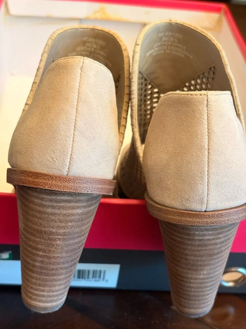 NIB Vince Camuto Fritzey Cutout Woven Suede Booties Taupe 8M